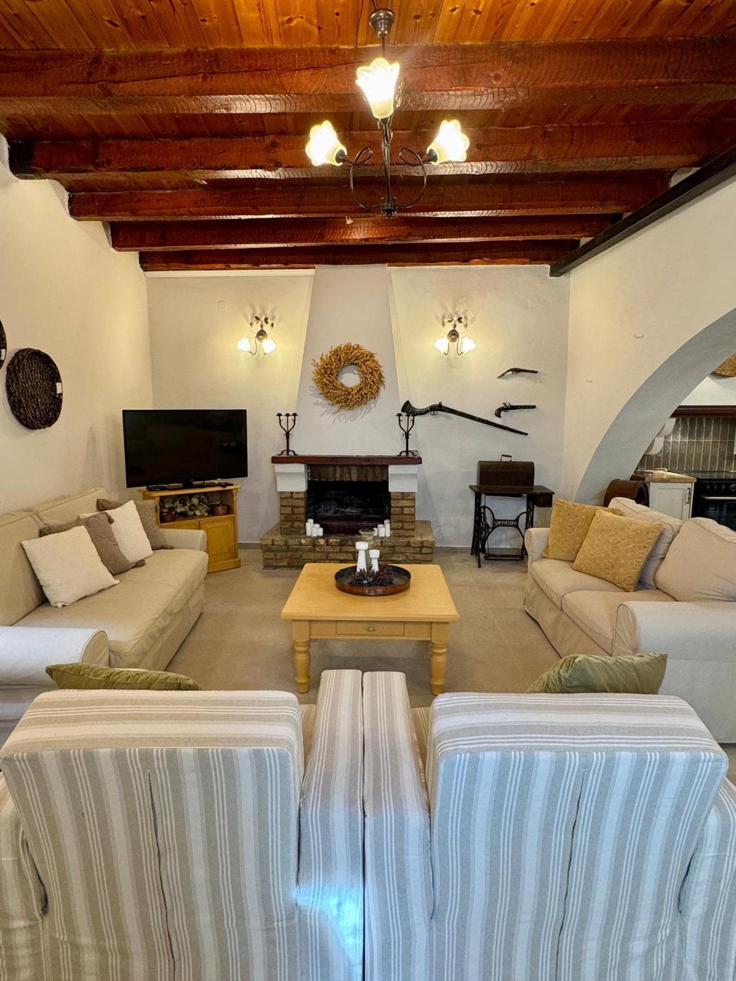 Marcora'S Historical Estate Konuk evi Strongylí Dış mekan fotoğraf